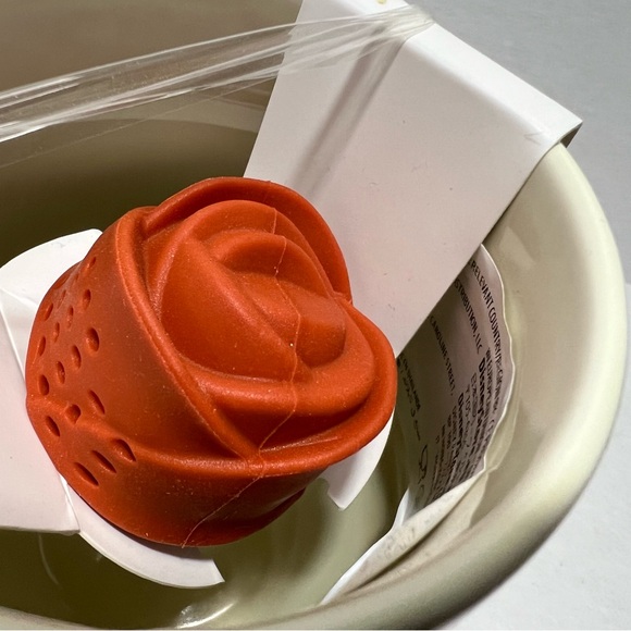 2024 Disney Parks Belle Mug And Rose Tea Infuser Set Beauty And The Beast - Picture 5 of 6